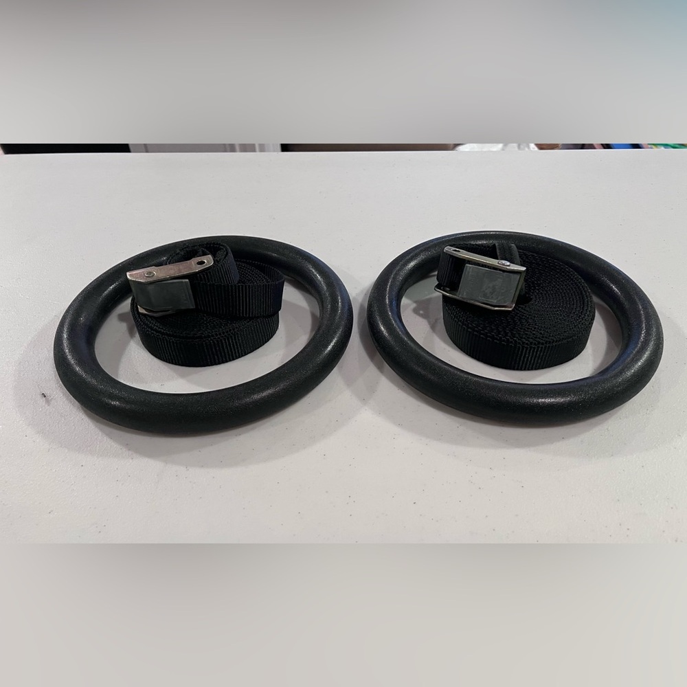 Black Gymnastic Rings with Straps